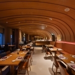 極炙牛排館